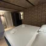 לינה וארוחת בוקר Giolitti 3*